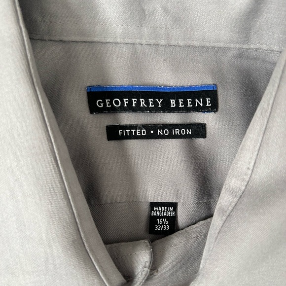 3/$20 or 2/$12 Grey dress shirt - Picture 3 of 4